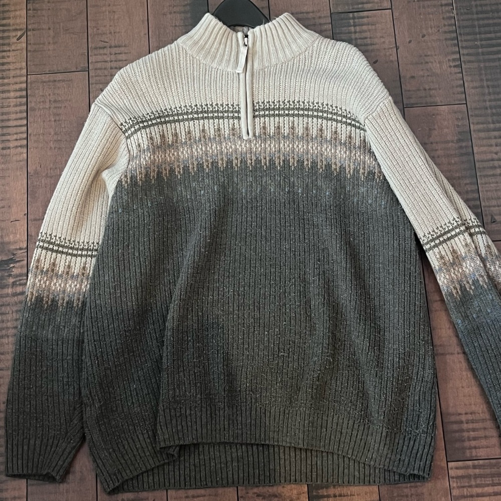 VINTAGE SWEATER